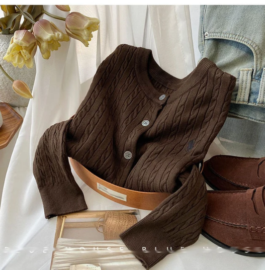 Pull chic en mode de NEK_MOODÉE STYLE